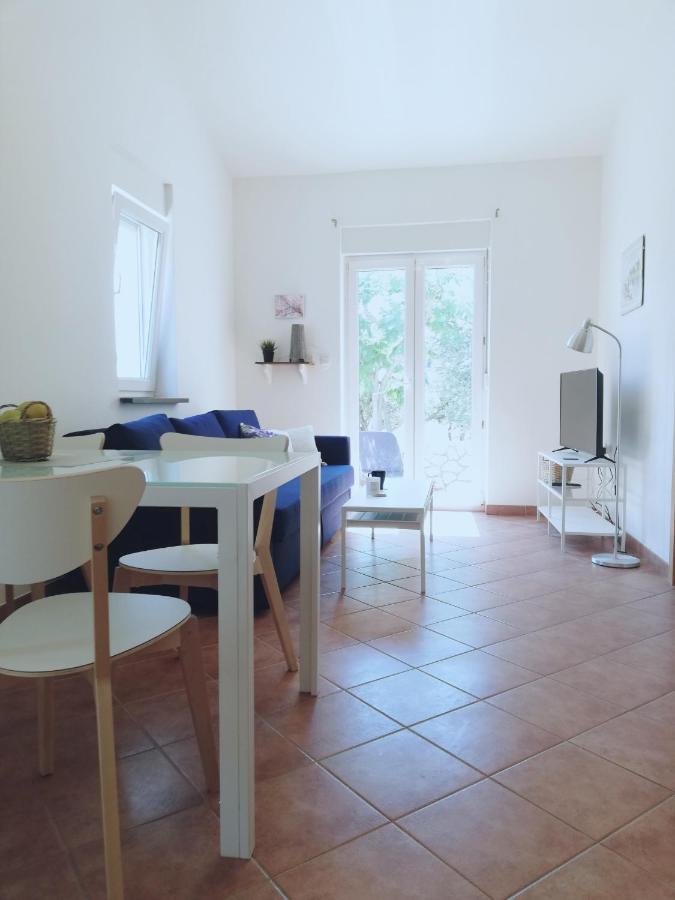 הוילה מאנדרה Lavender House מראה חיצוני תמונה