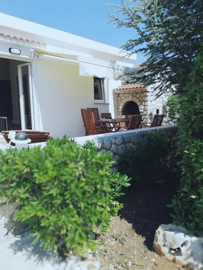 הוילה מאנדרה Lavender House מראה חיצוני תמונה