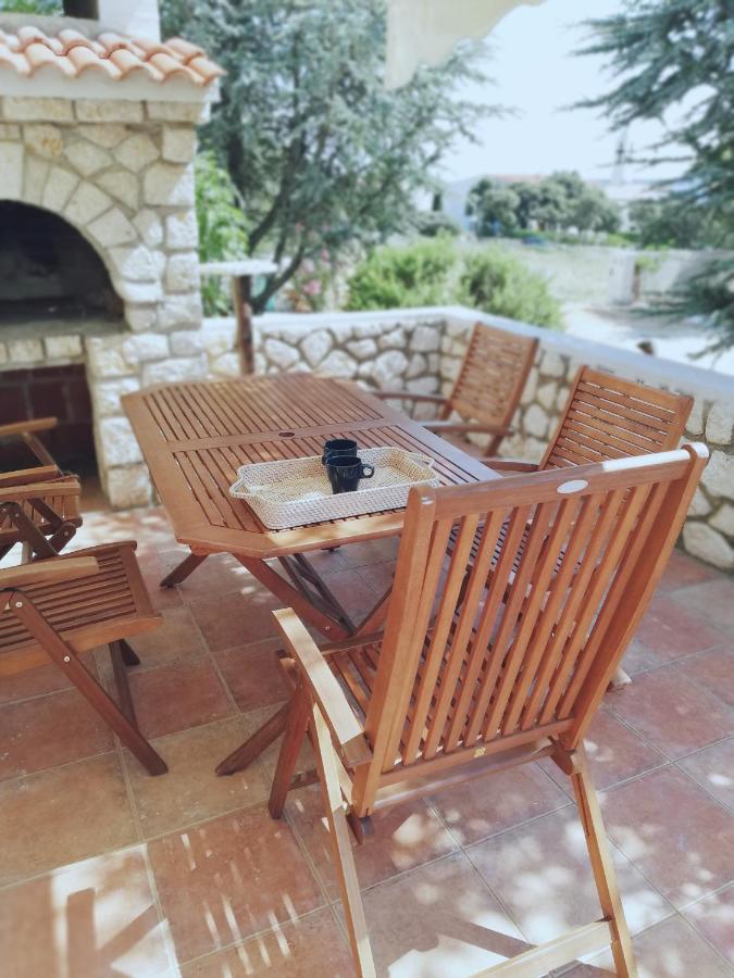 הוילה מאנדרה Lavender House מראה חיצוני תמונה
