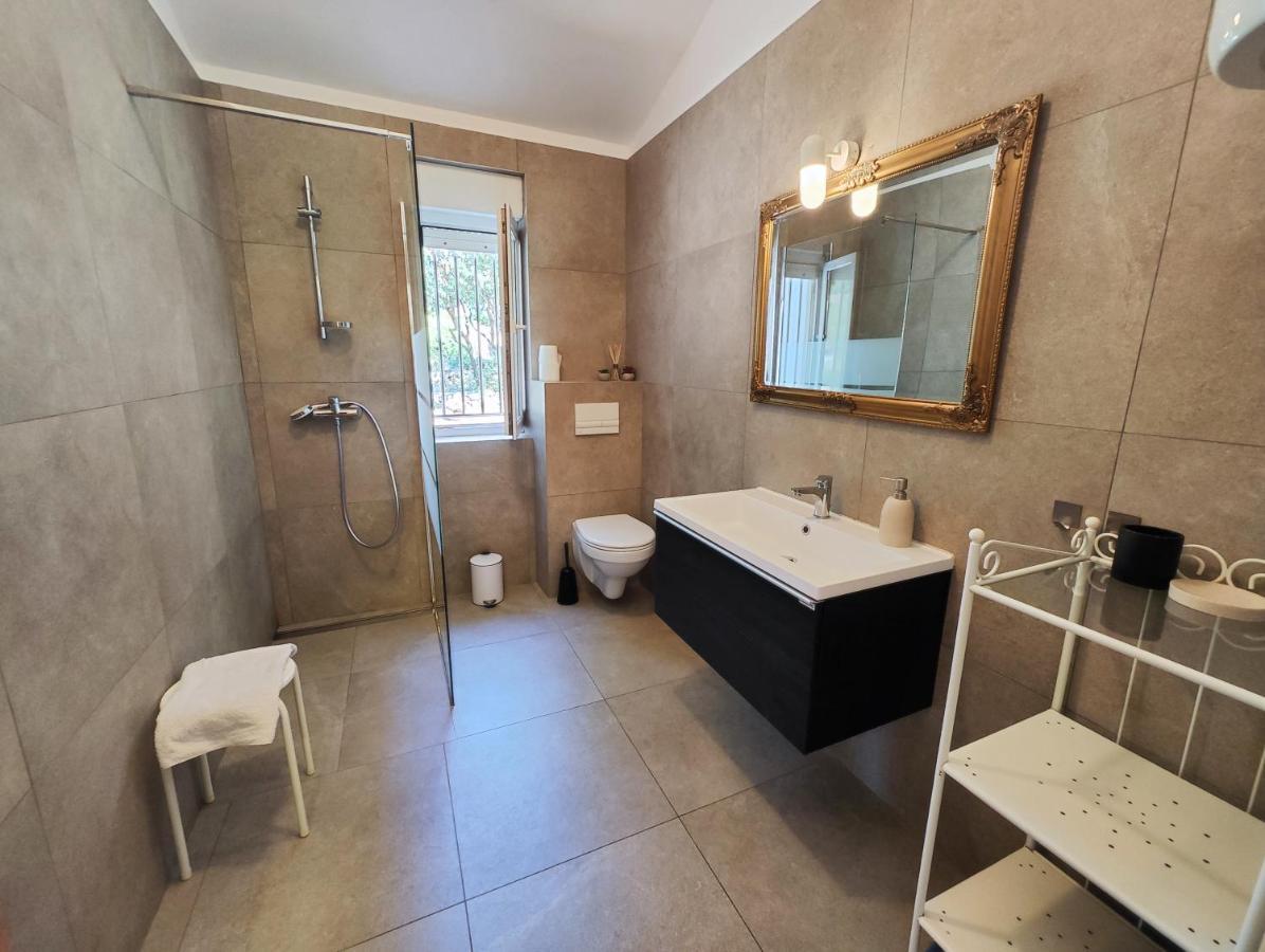 הוילה מאנדרה Lavender House מראה חיצוני תמונה
